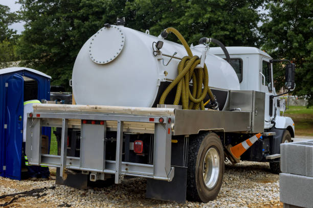 Portable Toilet Options We Offer in Iron River, MI